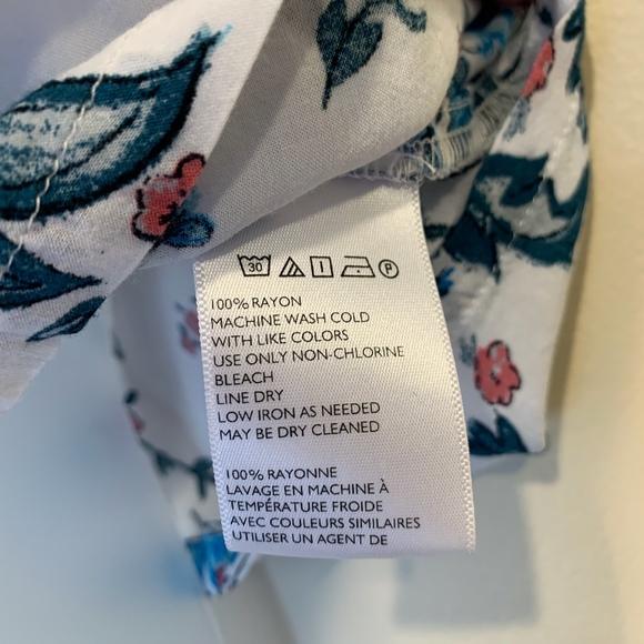 Cooperative | UO Floral Cropped Floaty Tank Top - Picture 6 of 6